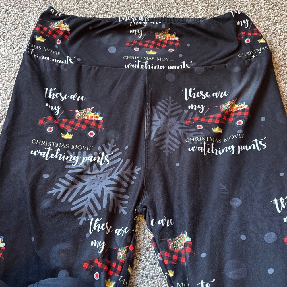 Christmas Movie Leggings - Picture 3 of 4